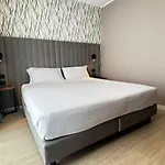 IH Hoteles Milano Watt 13